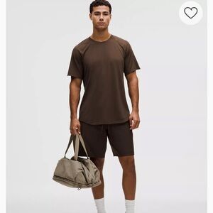 Lululemon Short Sleeve Tee in Ombre Brown size XL